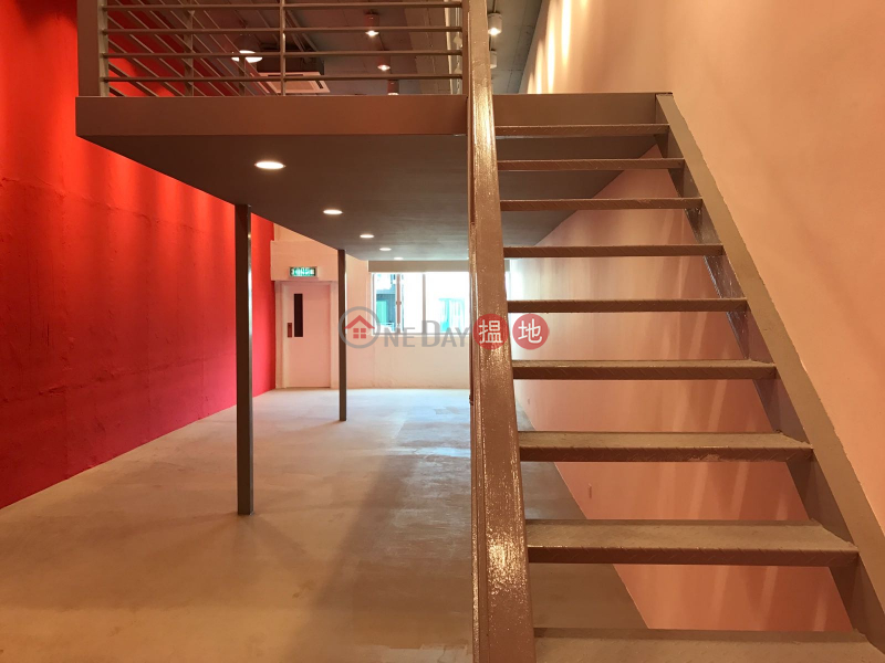 HK$ 10.05M, City Industrial Complex, Kwai Tsing District, Stylish renovation high ceilings practical