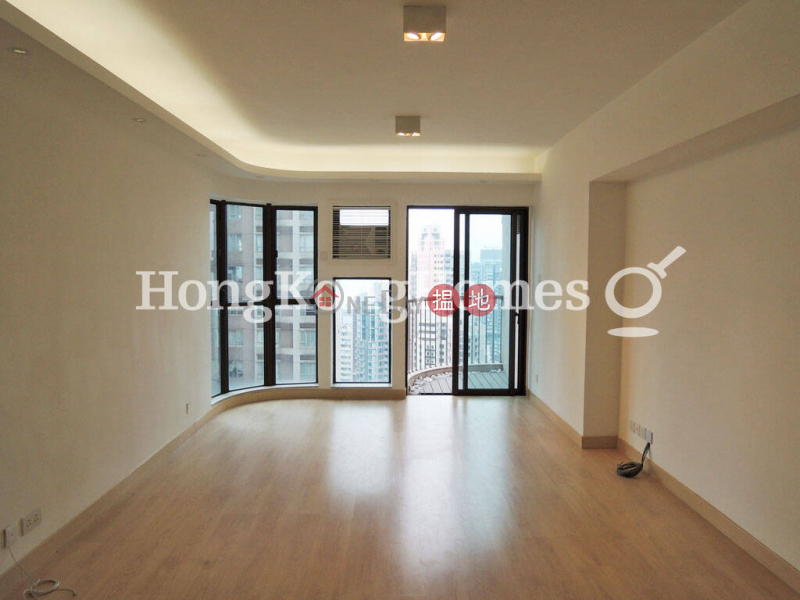 3 Bedroom Family Unit for Rent at Dragonview Court | Dragonview Court 龍騰閣 Rental Listings