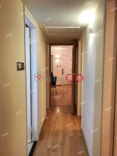 HK$ 33,000/ month, South Horizons Phase 2, Yee Moon Court Block 12, Southern District, South Horizons Phase 2, Yee Moon Court Block 12 | 3 bedroom Mid Floor Flat for Rent