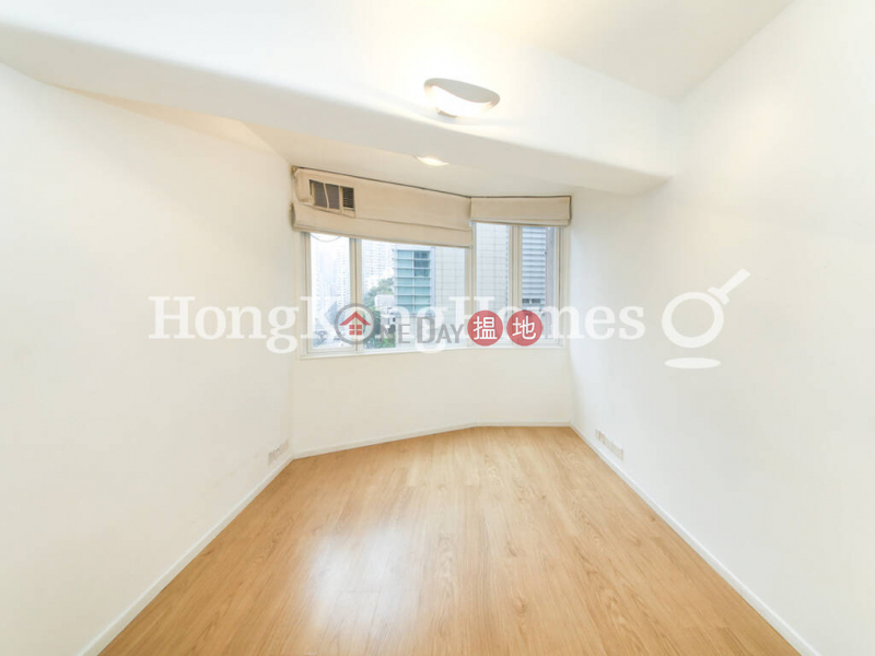 3 Bedroom Family Unit for Rent at Kiu Hing Mansion 14 King\'s Road | Eastern District Hong Kong | Rental, HK$ 40,000/ month