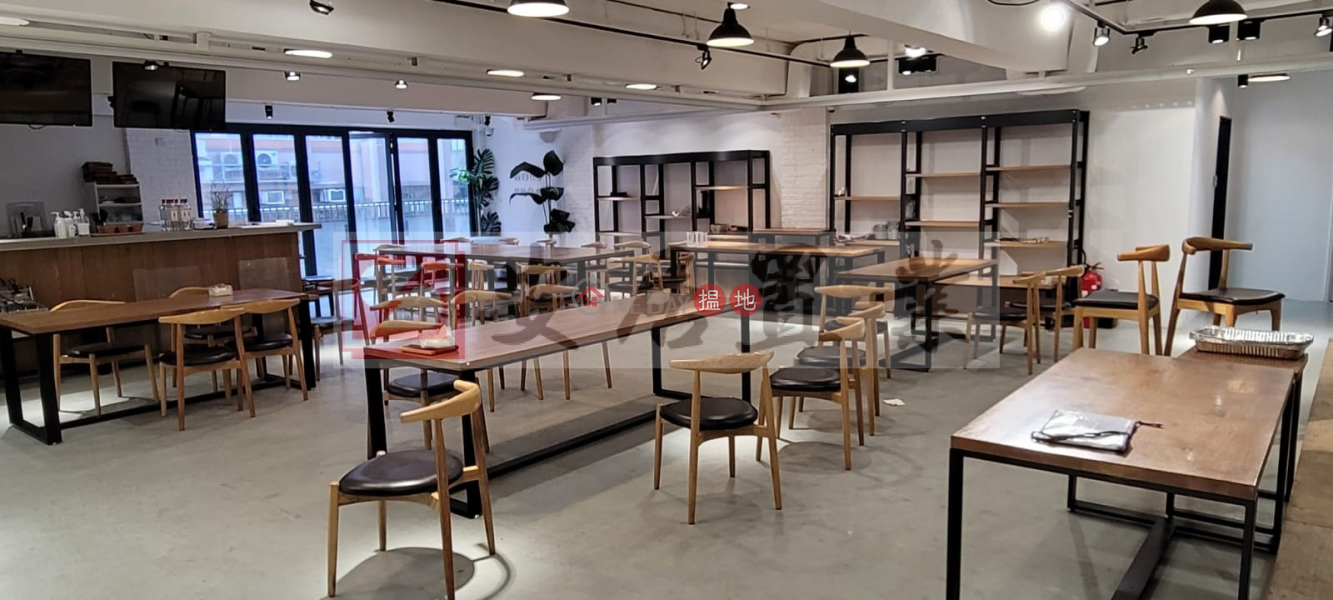 安居工商 何生 連租約 高回報 有食堂牌, 19 Hing Yip Street | Kwun Tong District, Hong Kong, Sales HK$ 11M