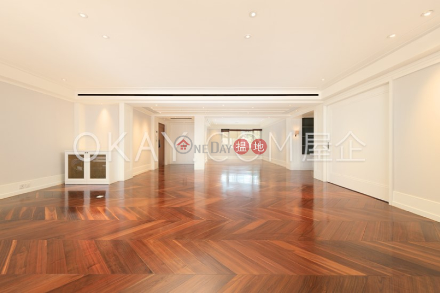 Efficient 3 bedroom with balcony & parking | For Sale | 3 Magazine Gap Road | Central District Hong Kong, Sales HK$ 165M