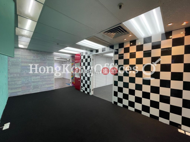 Property Search Hong Kong | OneDay | Office / Commercial Property | Rental Listings Office Unit for Rent at Peninsula Centre