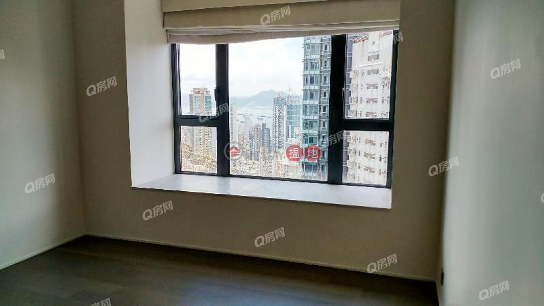 Property Search Hong Kong | OneDay | Residential, Rental Listings | Azura | 3 bedroom Low Floor Flat for Rent