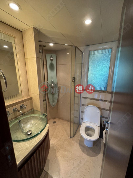 Two bedrooms, one suite, and one study in The Harbourside, 1 Austin Road West | Yau Tsim Mong, Hong Kong | Sales | HK$ 25M