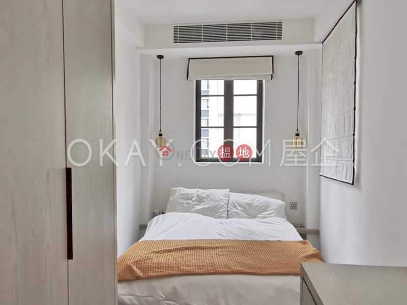 HK$ 24,000/ month 19-21 Tung Street Western District | Intimate 1 bedroom on high floor with rooftop | Rental