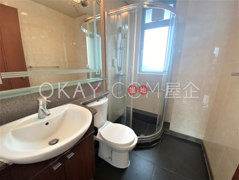 HK$ 52,000/ month, 2 Park Road, Western District, Luxurious 3 bed on high floor with harbour views | Rental