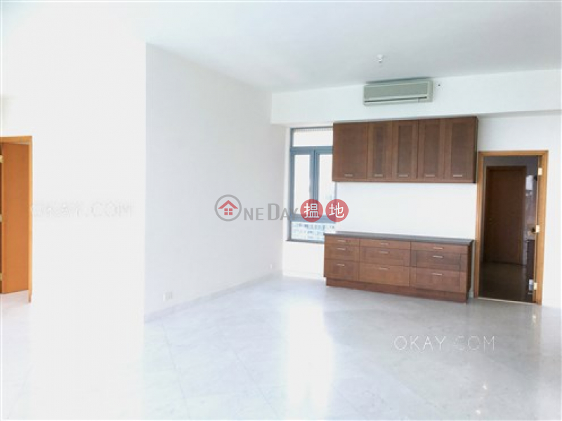 Luxurious 4 bed on high floor with balcony & parking | For Sale | Phase 4 Bel-Air On The Peak Residence Bel-Air 貝沙灣4期 Sales Listings