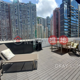 Gorgeous 1 bedroom on high floor with rooftop | Rental | Tim Po Court 添寶閣 _0