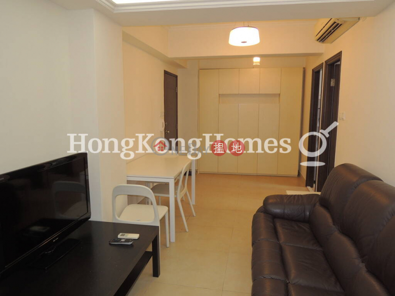 Property Search Hong Kong | OneDay | Residential | Sales Listings | 3 Bedroom Family Unit at Lee Wing Building | For Sale