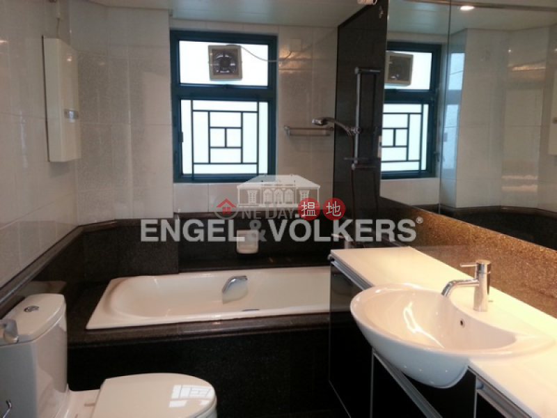 HK$ 62,000/ month, 80 Robinson Road, Western District, 3 Bedroom Family Flat for Rent in Mid Levels West