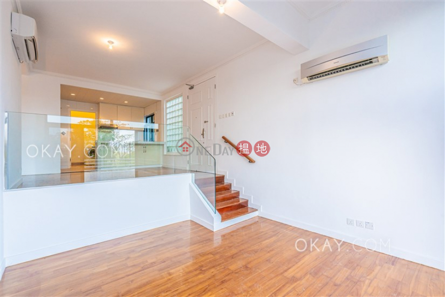 HK$ 34,000/ month | Floral Villas | Sai Kung Charming house with parking | Rental