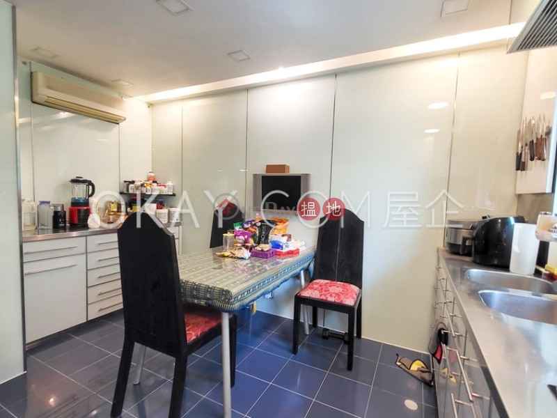 HK$ 13M House 22 Villa Royale, Sai Kung, Elegant house with rooftop & parking | For Sale