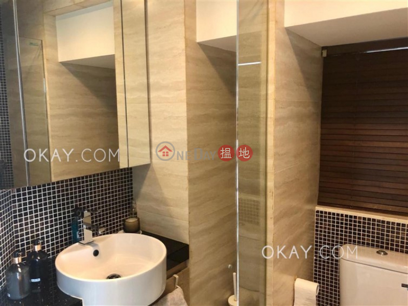 HK$ 35,000/ month, Sum Way Mansion Western District Luxurious 2 bedroom with sea views | Rental