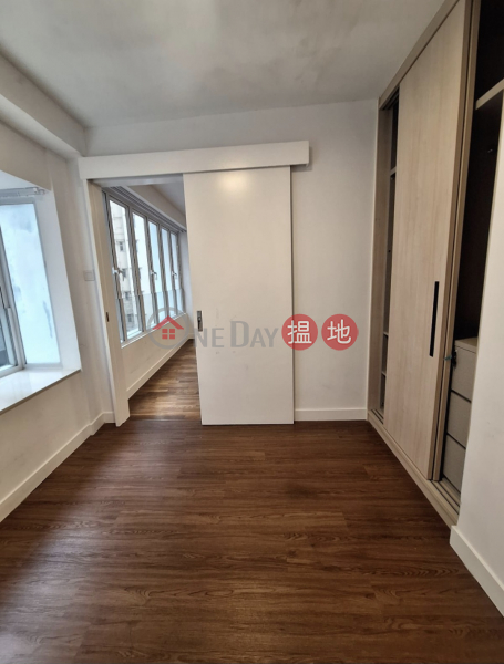 Property Search Hong Kong | OneDay | Residential | Rental Listings | SHERWOOD COURT 3 BED 1 BATH