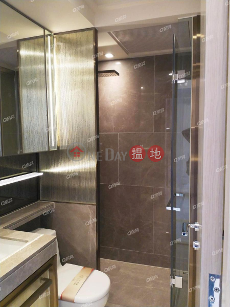 Property Search Hong Kong | OneDay | Residential Sales Listings | King\'s Hill | 1 bedroom Low Floor Flat for Sale
