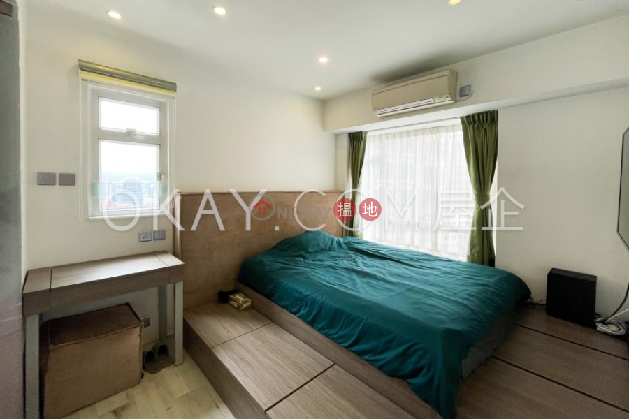 Nicely kept 2 bedroom in Mid-levels West | Rental | Conduit Tower 君德閣 Rental Listings