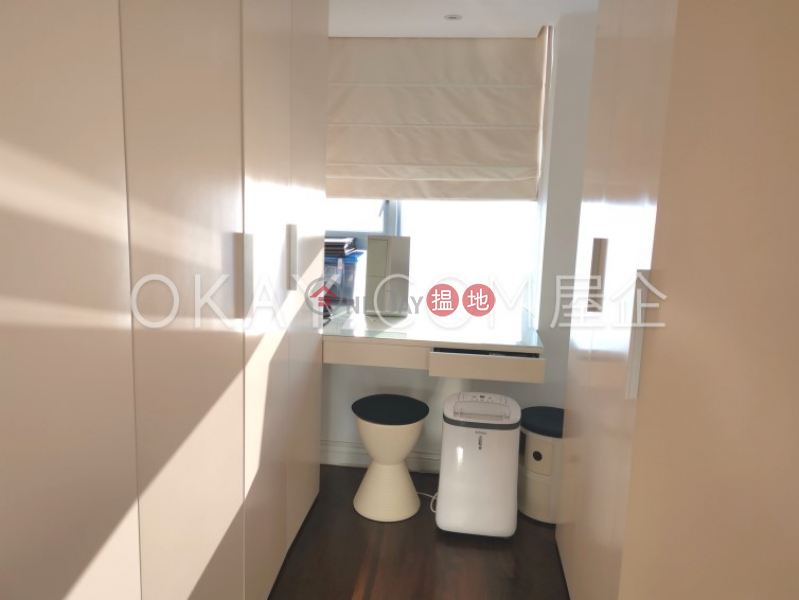HK$ 56,000/ month Phase 2 South Tower Residence Bel-Air Southern District Rare 2 bedroom on high floor with balcony & parking | Rental