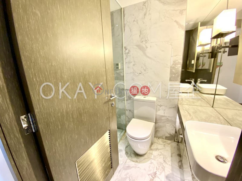 HK$ 33,000/ month | Centre Point, Central District Popular 2 bedroom with balcony | Rental