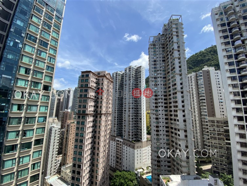 Nicely kept 3 bedroom on high floor with balcony | Rental, 60 Robinson Road | Western District Hong Kong | Rental | HK$ 40,000/ month