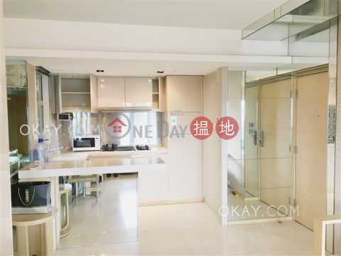 Lovely 2 bedroom on high floor with balcony | Rental | Centre Place 匯賢居 _0