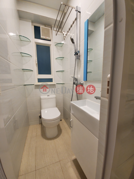 Property Search Hong Kong | OneDay | Residential, Rental Listings | Wanchai, Newly renovated, residential/business, 2 rooms, 2 bathrooms, open kitchen