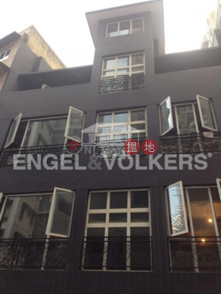 Studio Flat for Sale in Soho, 66 Peel Street 卑利街66號 Sales Listings | Central District (EVHK28649)