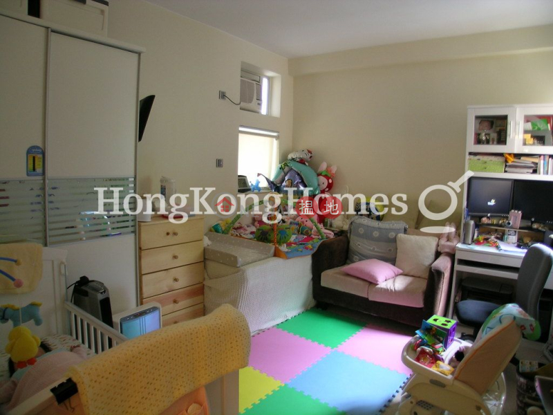 3 Bedroom Family Unit at Block 25-27 Baguio Villa | For Sale, 550 Victoria Road | Western District Hong Kong, Sales, HK$ 14M