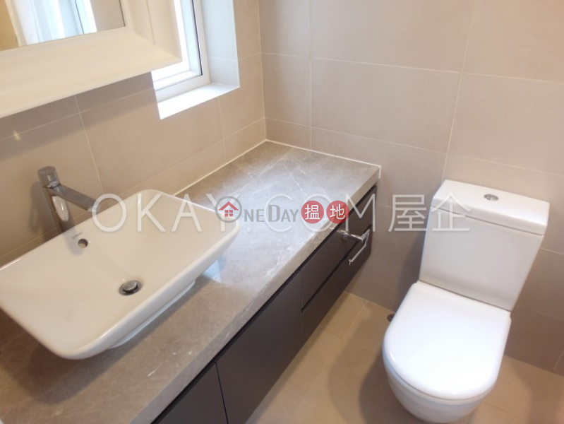 HK$ 46,000/ month | 6B-6E Bowen Road, Central District | Elegant 3 bedroom with parking | Rental