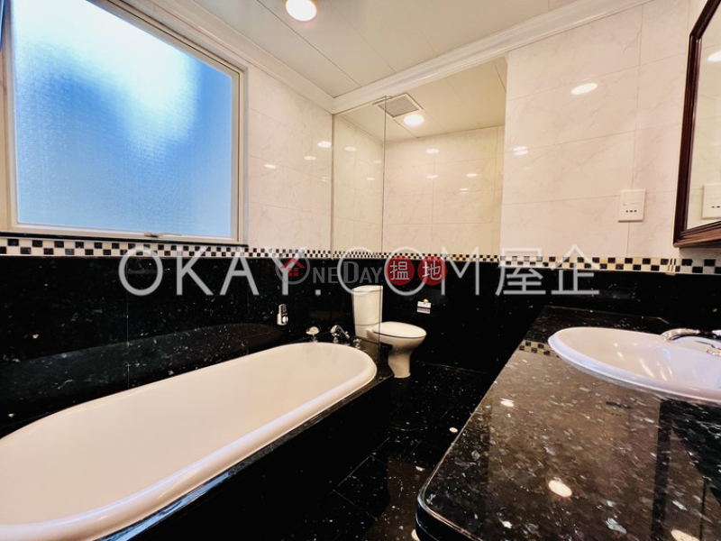 3房2廁,海景,星級會所,連車位The Mount Austin Block 1-5出租單位8-10柯士甸山道 | 中區香港出租HK$ 65,814/ 月