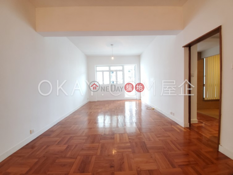 HK$ 28.8M Pak Fai Mansion Central District | Nicely kept 3 bedroom with balcony & parking | For Sale
