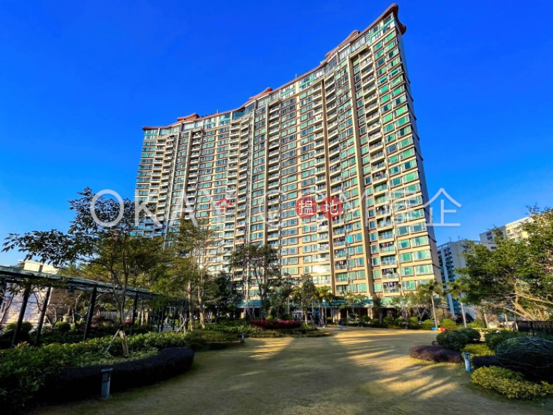 Gorgeous 3 bedroom with sea views & balcony | For Sale | Parc Palais Tower 8 君頤峰8座 Sales Listings