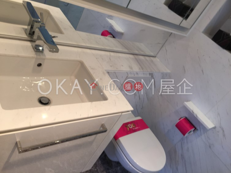HK$ 35,000/ month yoo Residence, Wan Chai District | Popular 2 bedroom on high floor with balcony | Rental
