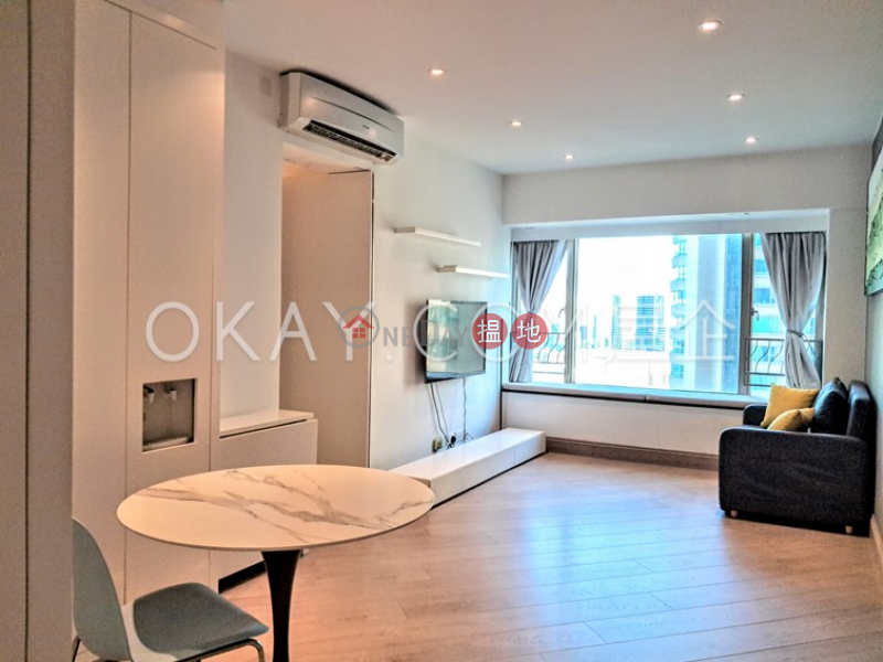 Property Search Hong Kong | OneDay | Residential | Rental Listings | Lovely 1 bedroom in Kowloon Station | Rental