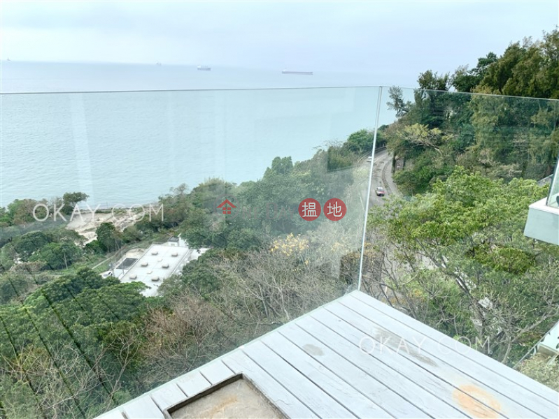 HK$ 35M | Bayview Court, Western District | Efficient 2 bed on high floor with sea views & rooftop | For Sale