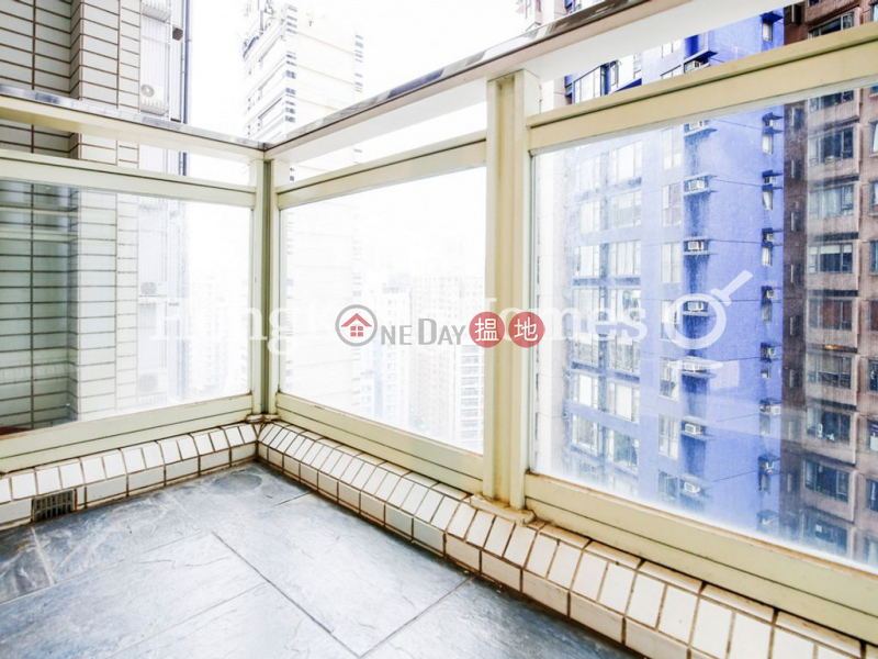 3 Bedroom Family Unit at Centrestage | For Sale, 108 Hollywood Road | Central District | Hong Kong Sales | HK$ 14.5M