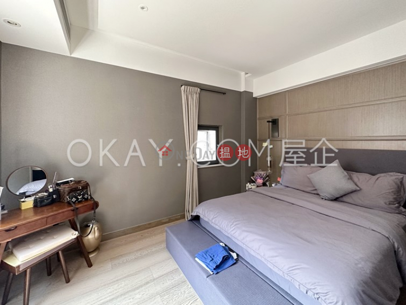 Beautiful 3 bedroom with terrace, balcony | For Sale | Greenside Villa 翠屏苑 Sales Listings