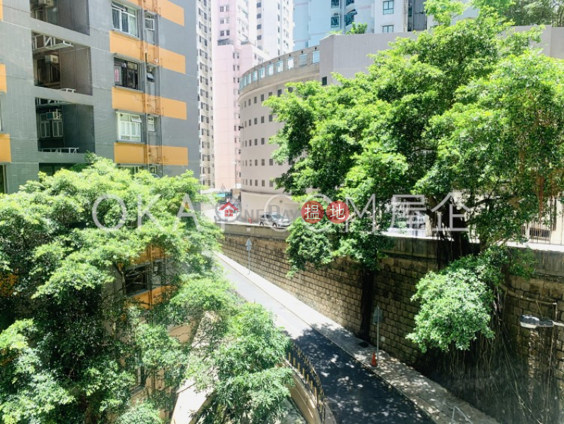 Unique 2 bedroom with parking | For Sale, Honiton Building 漢寧大廈 Sales Listings | Western District (OKAY-S49374)