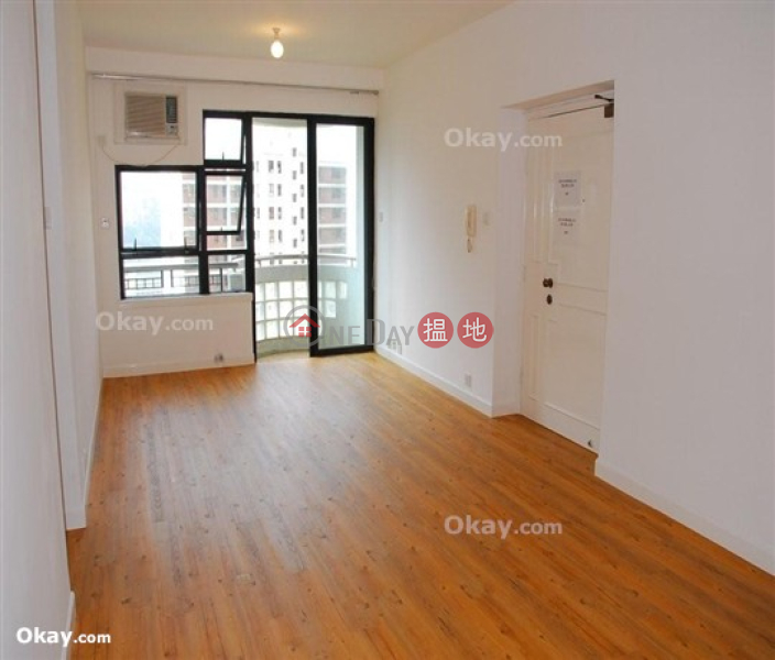 Lovely 3 bedroom with balcony | Rental, Beverly Hill 比華利山 Rental Listings | Wan Chai District (OKAY-R63133)
