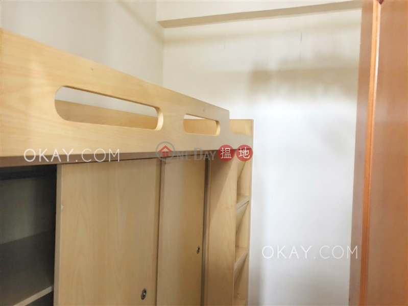 HK$ 53,000/ month | Flora Garden Block 1, Wan Chai District | Tasteful 3 bedroom with balcony & parking | Rental