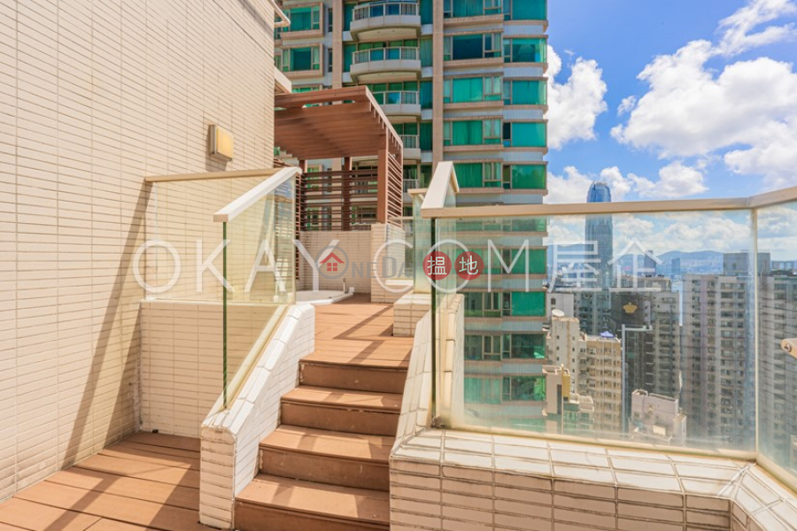 Beautiful 3 bed on high floor with rooftop & terrace | Rental | 18 Conduit Road 干德道18號 Rental Listings