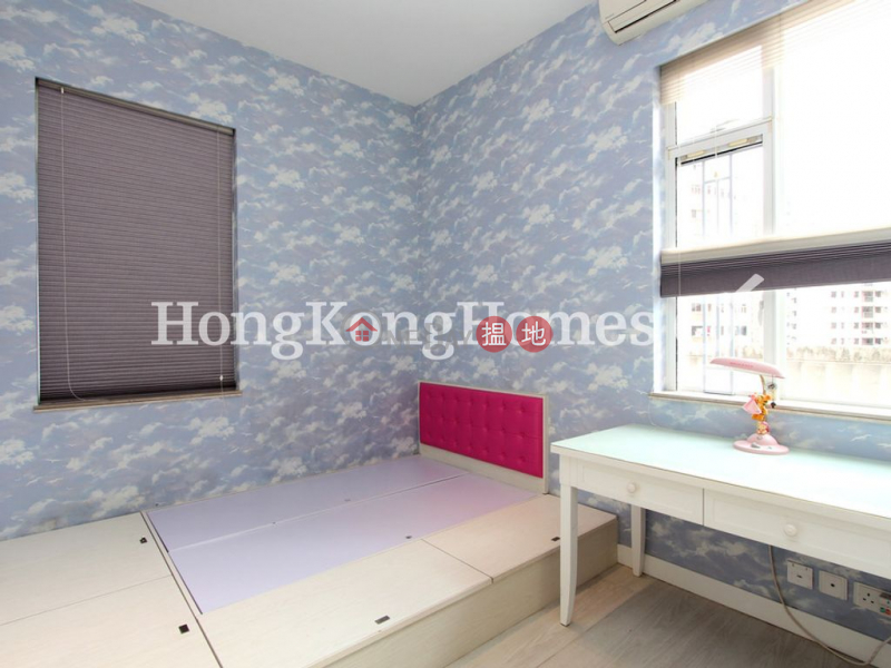 Property Search Hong Kong | OneDay | Residential | Rental Listings 3 Bedroom Family Unit for Rent at Shuk Yuen Building