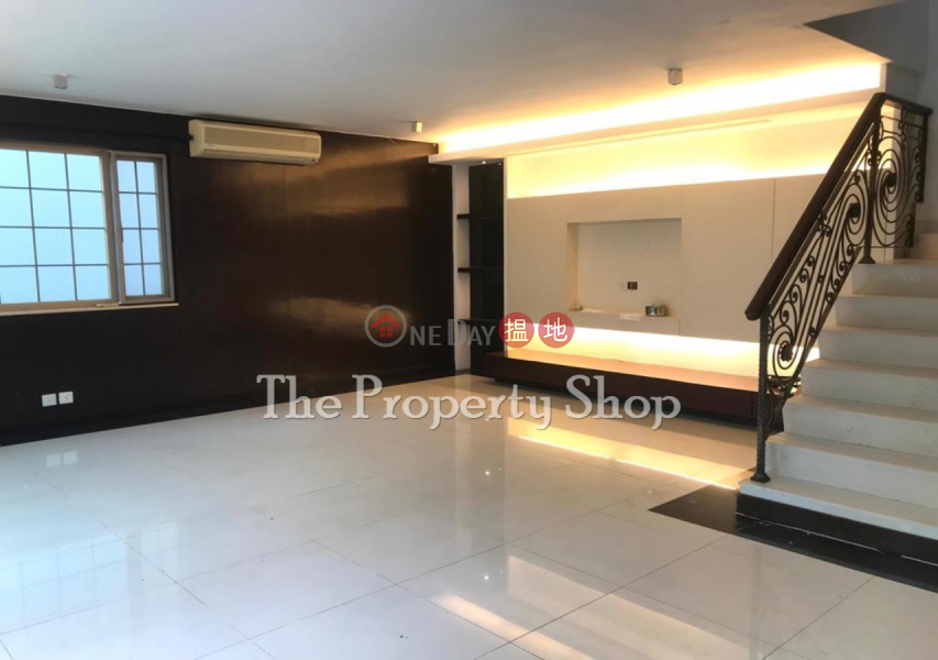 HK$ 37,000/ month House A4 Royal Garden Sai Kung Large Garden - 4 Beds Duplex - Convenient Location