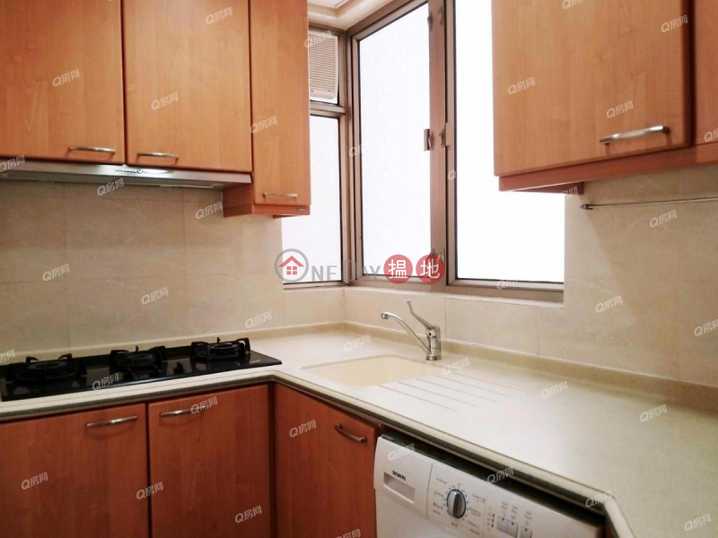 Sorrento Phase 1 Block 3 | 2 bedroom Mid Floor Flat for Rent 1 Austin Road West | Yau Tsim Mong | Hong Kong | Rental | HK$ 30,000/ month