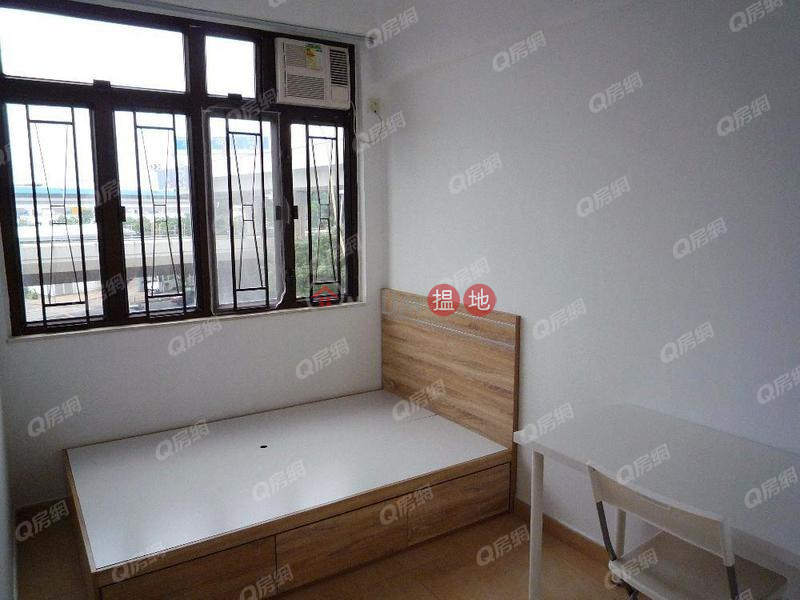 Yip Cheong Building | 3 bedroom Low Floor Flat for Sale, 4-16 Hill Road | Western District | Hong Kong, Sales | HK$ 8.68M