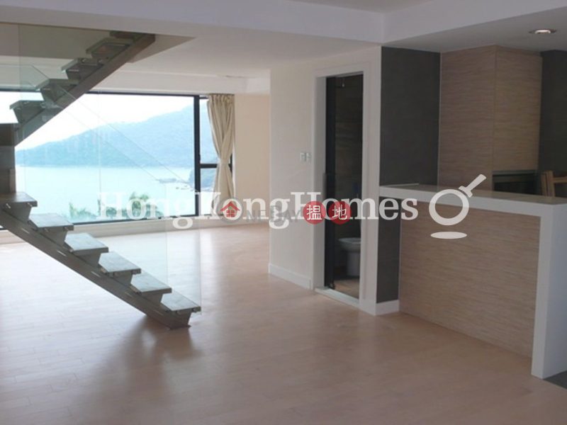 3 Bedroom Family Unit for Rent at Block 8 Casa Bella | Block 8 Casa Bella 銀海山莊 8座 Rental Listings
