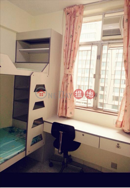 Flat for Rent in Hay Wah Building BlockA, Wan Chai, 71-85 Hennessy Road | Wan Chai District, Hong Kong Rental HK$ 15,000/ month