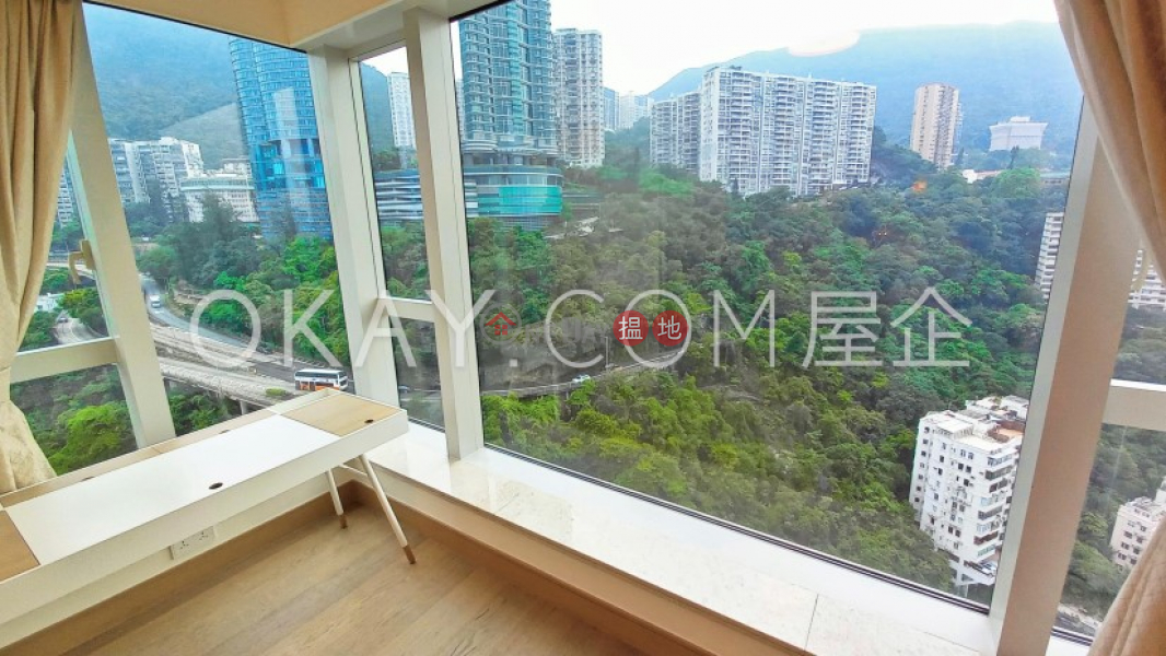 HK$ 85,000/ month | The Altitude | Wan Chai District | Gorgeous 3 bedroom on high floor with balcony & parking | Rental
