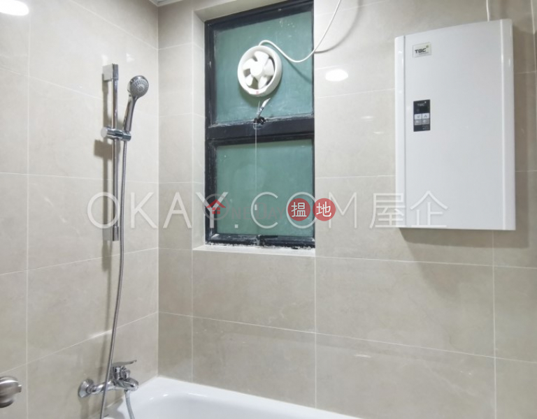 HK$ 40,000/ month | Primrose Court, Western District, Luxurious 3 bedroom in Mid-levels West | Rental