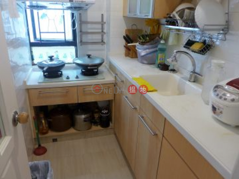 Best environment / price 3 bedroom in Happy Valley | 13 Village Terrace | Wan Chai District Hong Kong Rental, HK$ 26,000/ month